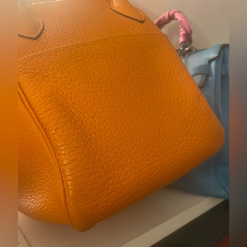 Hermès Lindy 34 in Signature Orange